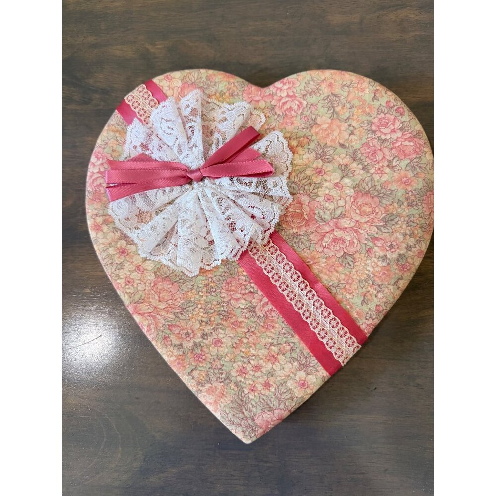 Vintage Valentine Heart Shaped Candy Box Whitman's Mauve Pink Floral Lace Ribbon